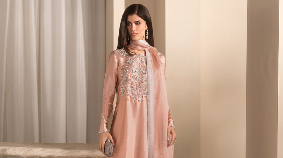 Dress Like a Star: Pakistani Luxury Pret Secrets