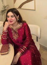 LADY IN RED - Client Diary
