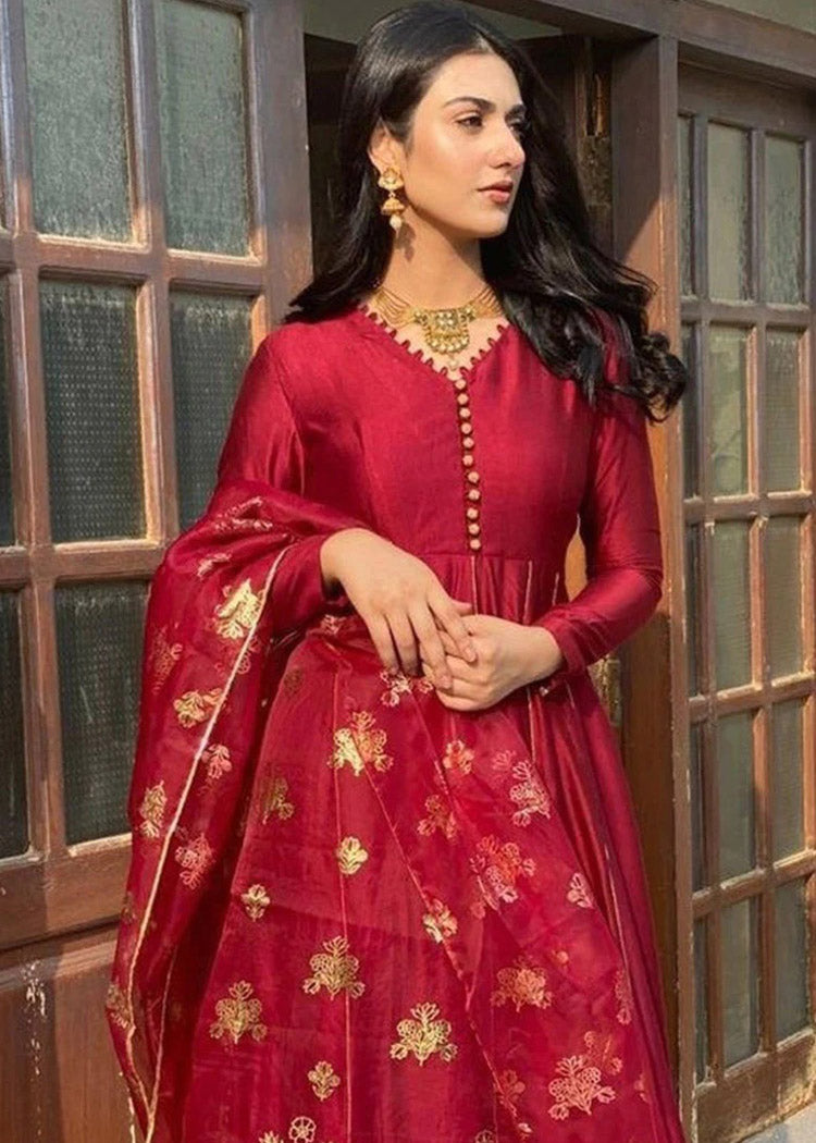 sara khan dresses design Sara Khan Dress from New Walk